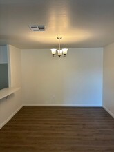 1021 Nimrod Ct in Bakersfield, CA - Building Photo - Building Photo