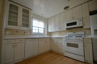 6409 W 86th Pl in Los Angeles, CA - Building Photo - Building Photo