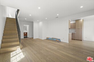 2109 Echo Park Ave in Los Angeles, CA - Building Photo - Building Photo