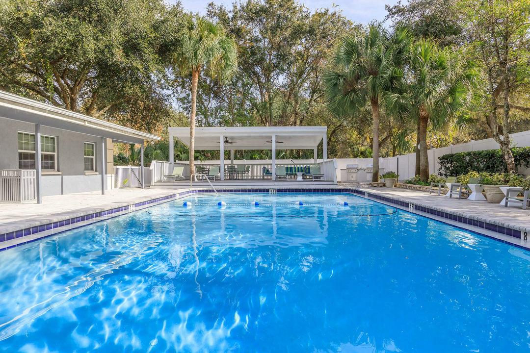 Villas at Deer Park Apartments in Lutz, FL - Foto de edificio