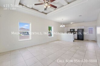415 Teague Ave, Unit 1 in Edinburg, TX - Foto de edificio - Building Photo