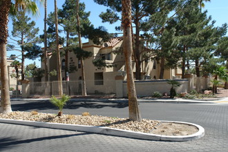 Pacific Harbors At Stonegate in Las Vegas, NV - Building Photo - Building Photo