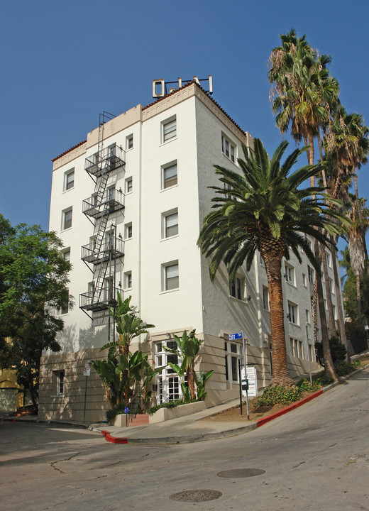 The Ojai Apartments in Los Angeles, CA - Building Photo