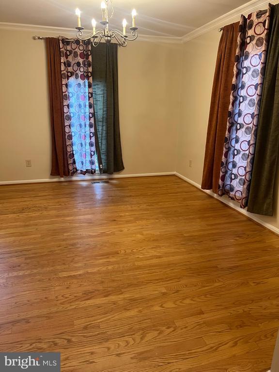 9932 Tambay Ct in Montgomery Village, MD - Building Photo - Building Photo