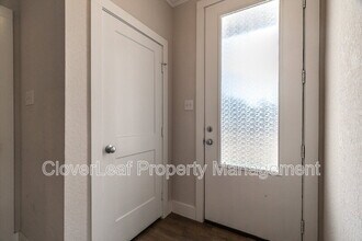 272 Sapphire Dr in New Braunfels, TX - Building Photo - Building Photo