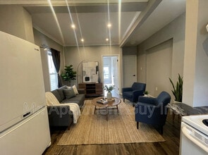 529 Cannon St E in Hamilton, ON - Building Photo - Building Photo