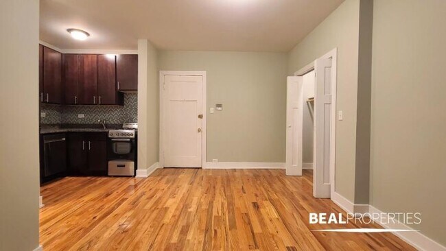 property at 837 W Wolfram St