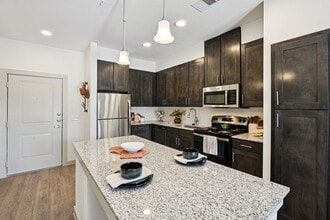 Huntington Place Seniors Garland in Garland, TX - Building Photo - Building Photo