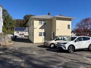 111 Parkview Ave in Bridgeport, CT - Building Photo - Building Photo
