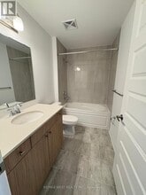 490 Gordon Krantz Ave in Milton, ON - Building Photo - Building Photo