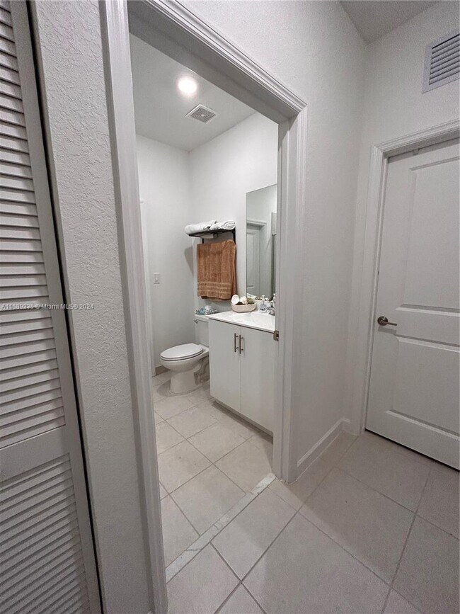 12934 SW 229th Ter-Unit -0 in Goulds, FL - Building Photo - Building Photo