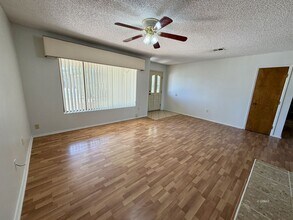 3028 S Fairway Ave in Thatcher, AZ - Building Photo - Building Photo
