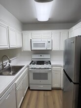 901 S Sherbourne Dr in Los Angeles, CA - Building Photo - Building Photo