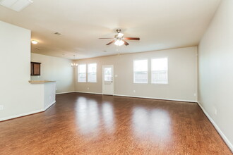 9442 Green Mills Dr in Houston, TX - Building Photo - Building Photo