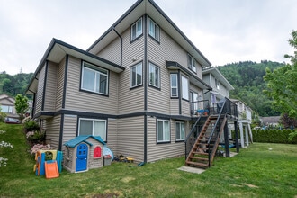 47425 MacSwan Dr in Chilliwack, BC - Building Photo - Building Photo