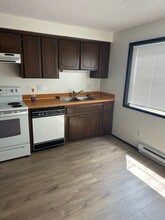 920 6th St in Cosmopolis, WA - Building Photo - Building Photo