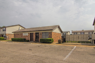 Bent Creek Apartments in West Memphis, AR - Foto de edificio - Building Photo