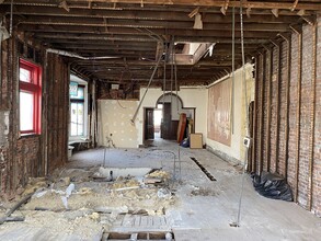 2316 S Broad St in Philadelphia, PA - Building Photo - Interior Photo