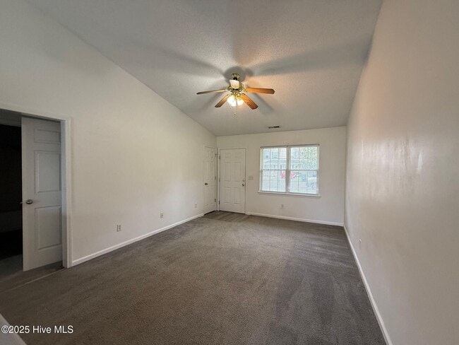 101 Croatan Ct in Jacksonville, NC - Building Photo - Building Photo