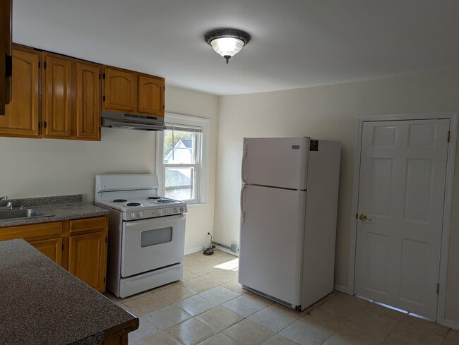 58 E Central Ave, Unit 1 Bedroom APT in 2 Family in Wharton, NJ - Building Photo - Building Photo