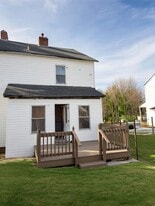 14 Leith St in Uniontown, PA - Building Photo