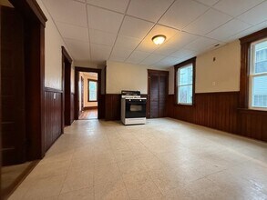 38 Ames St in Worcester, MA - Building Photo - Building Photo