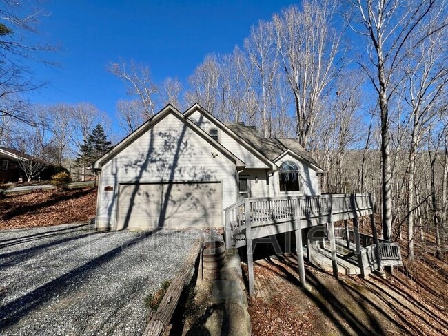 property at 212 Appleton Dr