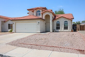 1850 N 84th Ln in Phoenix, AZ - Building Photo - Building Photo