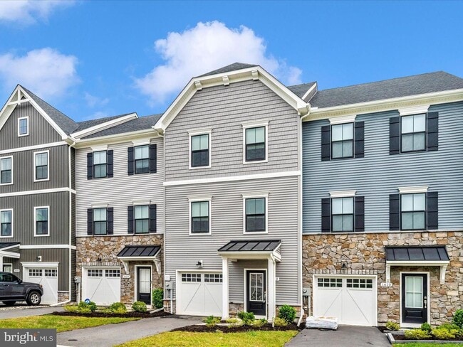 property at 1612 Corn Crib Pl