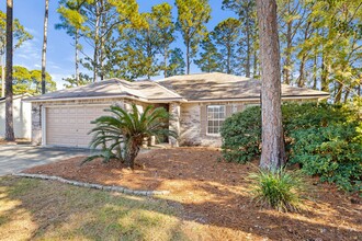 31 Bay Walk Ct in Destin, FL - Building Photo - Building Photo