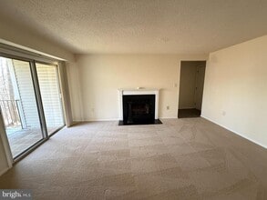 12276 Stevenson Ct in Woodbridge, VA - Building Photo - Building Photo