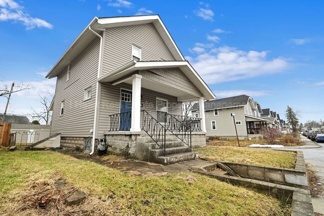 914 Ellsworth Ave in Columbus, OH - Building Photo - Building Photo