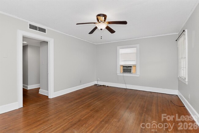 1418 Park Dr in Charlotte, NC - Foto de edificio - Building Photo