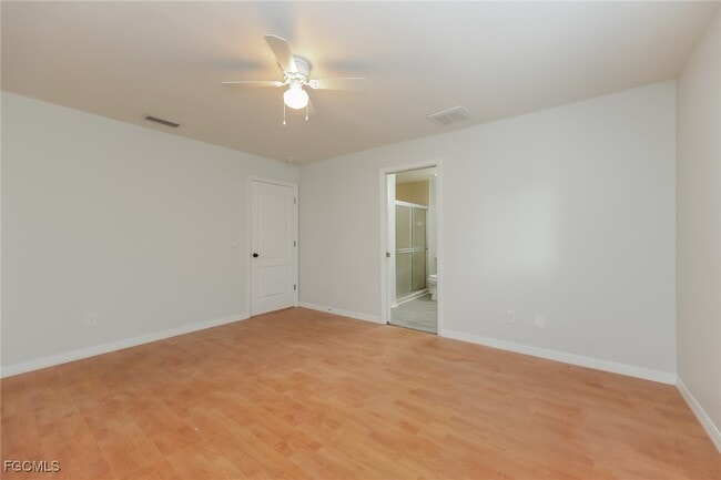 1581 S Chamberlain Blvd