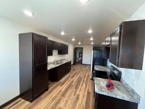 5270 Christopher Dr in Eau Claire, WI - Building Photo - Building Photo