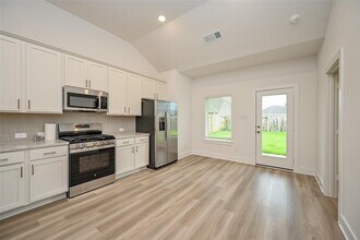 8030 Kay Hbr Dr in Cypress, TX - Building Photo - Building Photo
