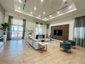 2617 SE 10th St in Homestead, FL - Building Photo - Building Photo