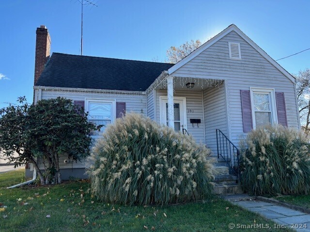 101 Newton St in Stratford, CT - Building Photo