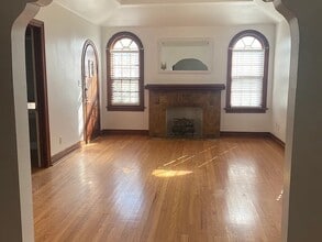 2121 NW 28th St in Oklahoma City, OK - Building Photo - Building Photo