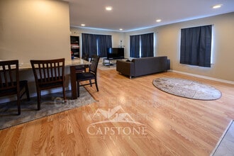 12 Colgate Dr in Newark, NJ - Building Photo - Building Photo