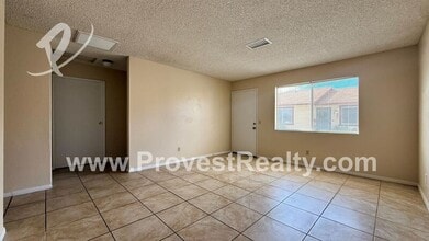 15952 Sequoia St in Hesperia, CA - Building Photo - Building Photo