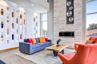 Outlook DTC in Denver, CO - Foto de edificio - Building Photo