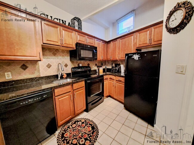 280 North St, Unit A in Boston, MA - Building Photo - Building Photo
