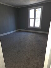 812 W McClure Ave in Peoria, IL - Building Photo - Building Photo