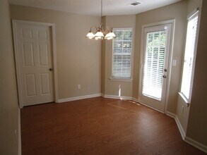 204 Carrie Dr in Dallas, GA - Foto de edificio - Building Photo