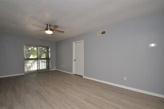 1516 Bay Area Blvd in Houston, TX - Building Photo - Building Photo