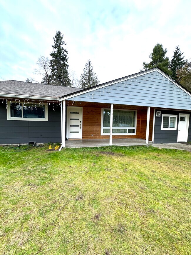 714 N 179th St in Shoreline, WA - Building Photo - Building Photo