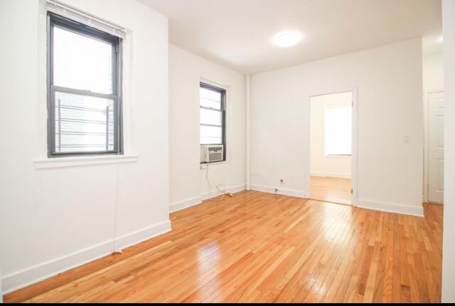 21-16 35th St in Queens, NY - Foto de edificio