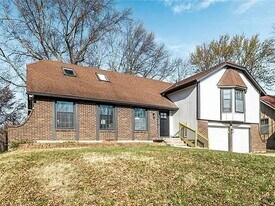 1317 SW 23rd St in Blue Springs, MO - Building Photo