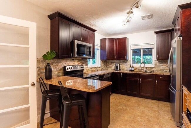 property at 1401 NE 17th Way